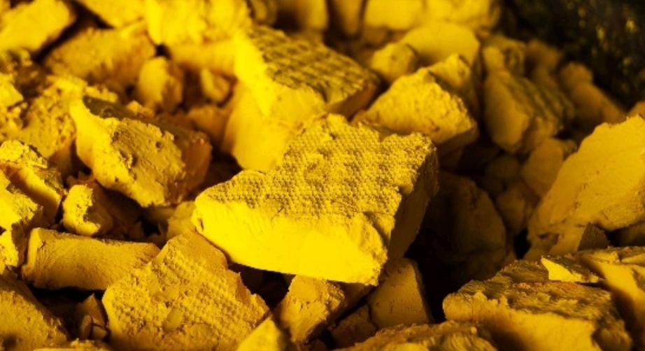 narendramodi177's tweet photo. Pakistan is playing a big game against Israel. Pak Uranium consignments caught at Heathrow Airport. Pak Uranium Leak https://t.co/evWGS9hngh