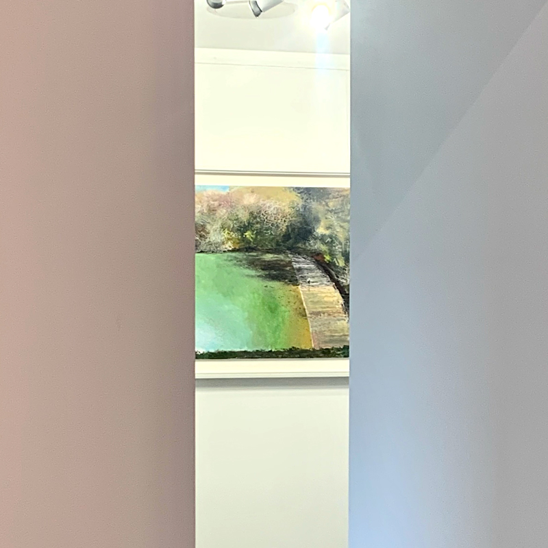 JacksonFGallery's tweet photo. We are really enjoying this @KurtJacksonArt painting today as viewed from our desk. And somehow, it is still available 🤯

'Afternoon on Penarvon Cove. 2021.' is part of our current Kurt Jackson exhibition 'Helford River', which runs until February 25th.

https://t.co/79kfnDO9JD https://t.co/4aKX9DwA9o
