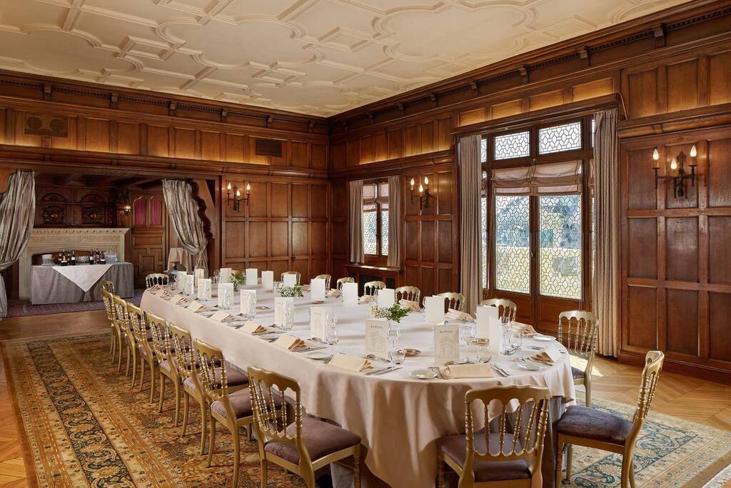Hôtel Raphael Paris tweet media