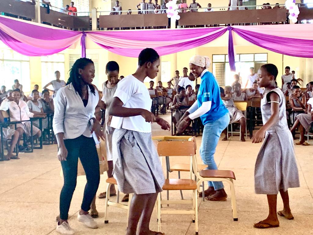 IddrisuAliu3's tweet photo. It is our mandate @PPAGGhana &amp; @YAMghana to create safe space for young people to express freely their #SRHR and daily challenges. Over 600 young girls pass through our edutainment GirlBozz 💪outreach at the Tamale Girls SHS for SRHR info, counseling and mentorship. @YW_PPAG https://t.co/q8iXnrQchb