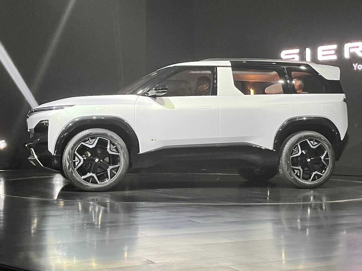 htTweets's tweet photo. In Pics | Tata Sierra EV concept showcased at #AutoExpo2023  

Follow complete coverage on @HTAutotweets https://t.co/oR6vGIYShw 

@AEMotorShow https://t.co/z0DTdq9V3f