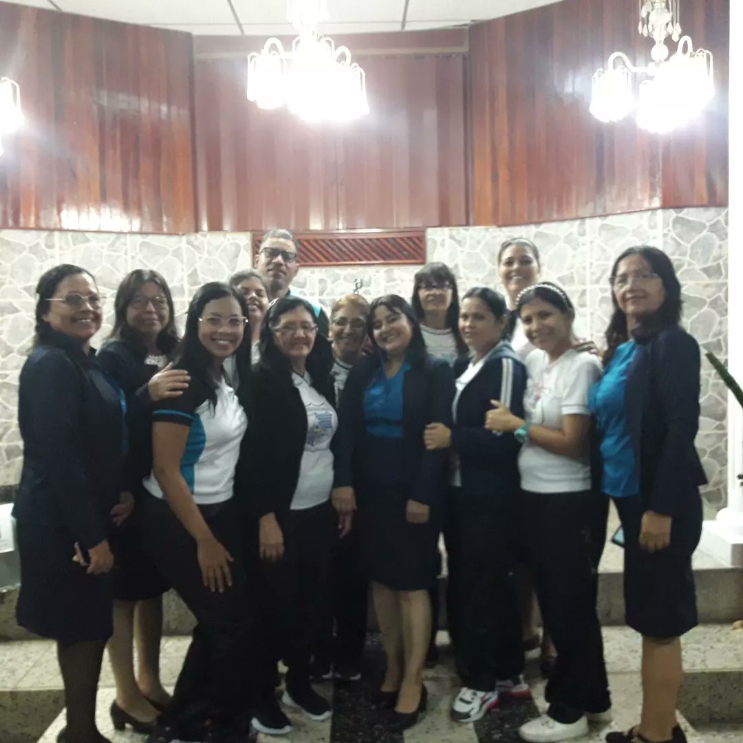 ParedesJackson's tweet photo. ➡️🙏🏼Hoy dimos comienzo a los 10 dias de Oración en nuestra institución @uecajap UECA José Antonio Páez...que Dios siga bendiciendo nuestra @adventista_es @adventistiad @uvoccidental y @miveandes
#Oración #IWillGo #DiezDias #UVOC #MVAE #Valera #Trujillo https://t.co/L0Wmsv6yJG