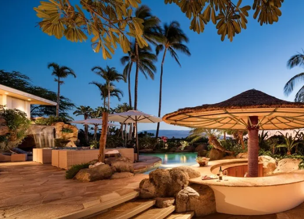 Sand_Aid's tweet image. The latest issue of the SandAid newsletter has just been published at SandAid.com. View a cool beach rental on the Big Island of Hawaii, see a megalodon tooth from a Maryland beach, and learn about the growing number of beach smoking bans #sandaid #beach #beachlife