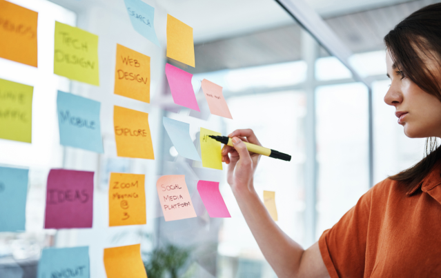homoudomar's tweet photo. The best #leaders want to help their employees reach their #career goals, but what if they're unsure what those goals are? Here are three strategies #leadership can use to help employees in @HarvardBiz, via @AkwyZ. #FutureofWork https://t.co/6k4sCF9Kyz https://t.co/HSkeL6klMn