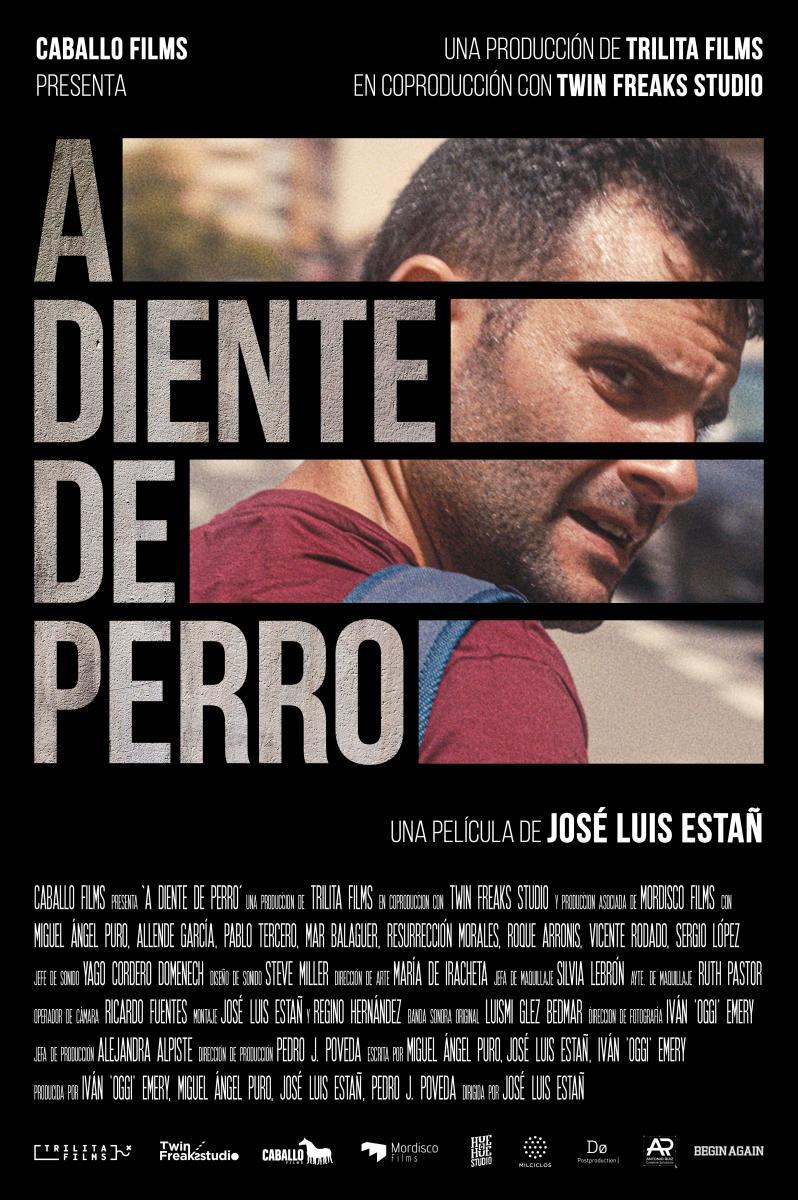 miraenotrasala's tweet photo. Un thriller solvente y resolutivo. #ADienteDePerro cuenta lo necesario para entender el sufrimiento y las decisiones de su protagonista. Sin aspavientos Miguel Ángel Puro llena la pantalla y ensombrece todo lo que aparezca a su lado. Cine contundente y que transmite... https://t.co/qCZhr6Wh8u