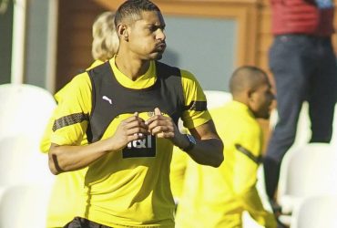 AFI_CI's tweet photo. @AFI_CI #Sébastien #Haller rejoue⚽️🇨🇮. @BVB et les Ivoiriens heureux😃💪⤵️⤵️
https://t.co/g270WUUmj9
@Domoraud_17 @arudin26 @MaxGradel @GervinhOfficial @Serge_aurier @GbaneMohamed16 

#Bon_retour_SHaller https://t.co/SQQyaBHQ5N