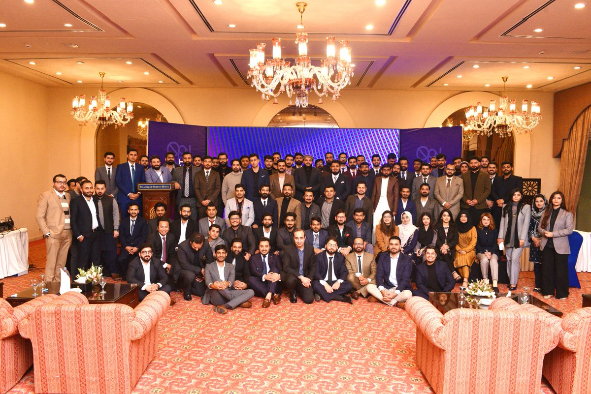 UsmanKhanDev's tweet photo. Humbled to share that I was honored with the Emerging Talent Award by Blutech Consulting for my performance and delivery in the previous year.
#award #corporate https://t.co/T8IEkFG7VM