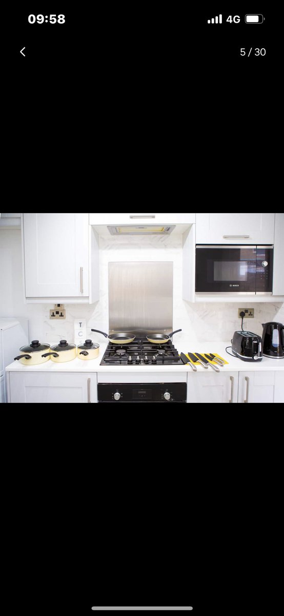 korejay's tweet photo. ⚠️SHORT LET STAY IN MEDWAY KENT🏡⚠️

Suitable for cheaters (a cheater is gonna cheat regardless, I might as well get paid in the process 😂) 

or romantic staycations, business trips, link up spot for a small group of friends (which is charged at a separate rate)

DM ME or RT 🙏🏾 https://t.co/LXVGg1IEwZ