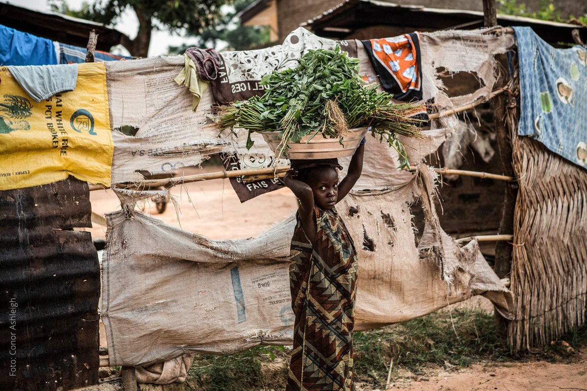 Die ganze Welt findet sich in unseren Supermärkten, aber in vielen Produkten steckt noch immer #Kinderarbeit. Dem müssen wir uns mit aller Entschiedenheit entgegenstellen! Wie?

Unser Ratgeber klärt auf und gibt Tipps ➡️sos-kd.de/3Xar8NQ

#SOSKinderdörfer