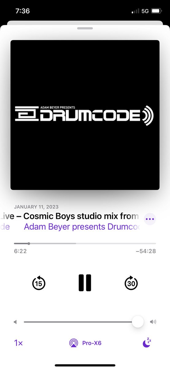 @CosmicBoysArt this is that hot 🔥!! You have a new fan today… keep that 🇫🇷 #techno thumpin! Untz untz untz! #Drumcode4life