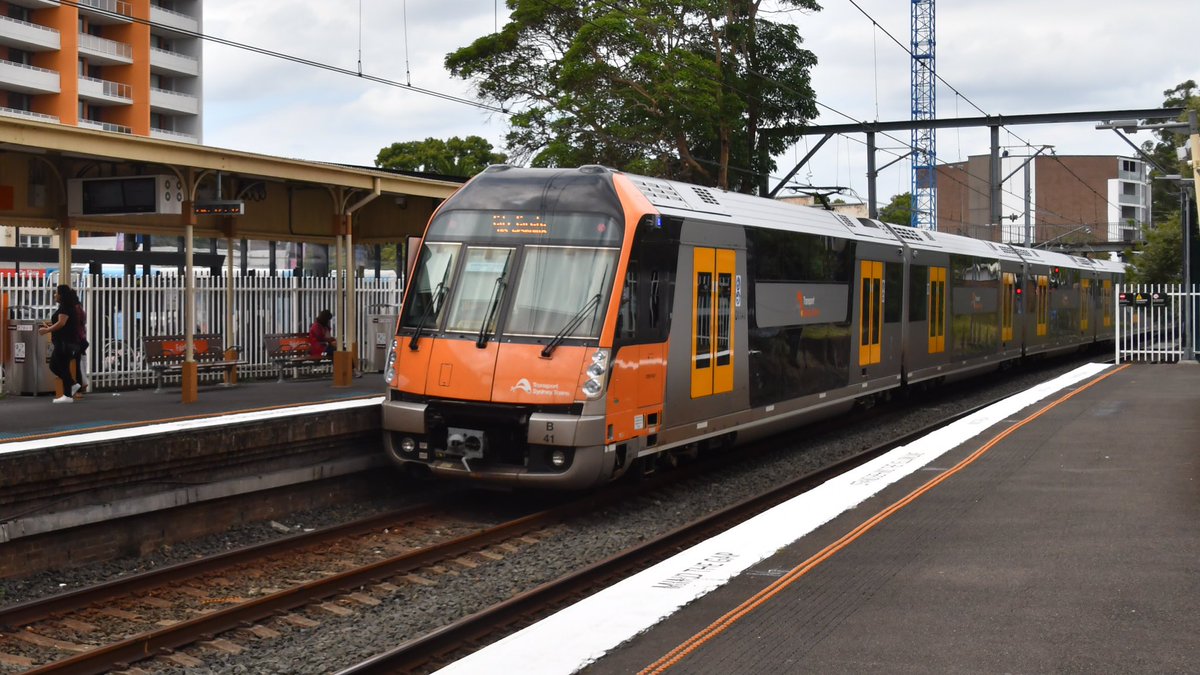 Sydney Trains Waratah 2.0 B41 departing Fairfield P1 as T2 Run 30-J to City Circle via Granville

Taken: Wednesday 11th January 2023 @ 2:52pm