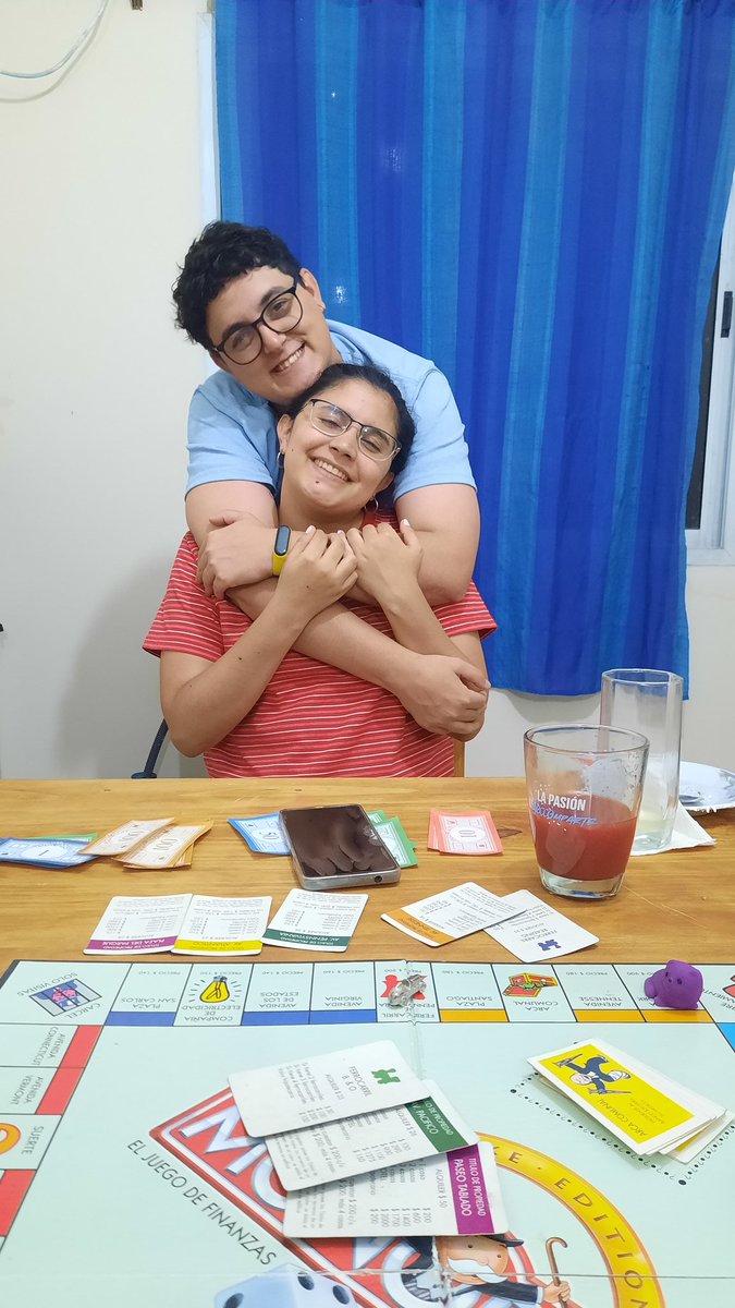 Nadia_Valdivia's tweet photo. Cómo empezó/ Cómo va 🧡😍 https://t.co/0uA6KMqqUf