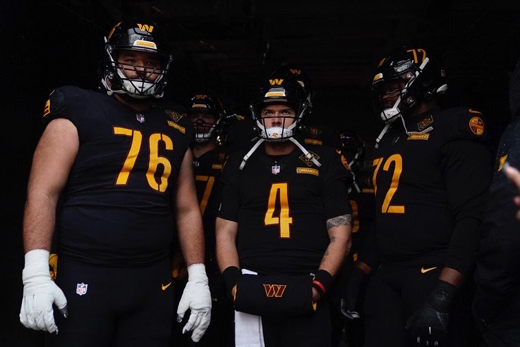 1️⃣ RT = 1️⃣ VOTE!! 
#WPMOYChallenge LENO