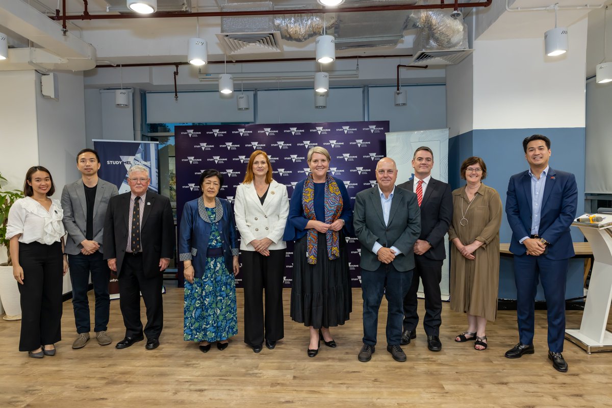 Thrilled to announce the partnership between <a href="/Global_Vic/">Global Victoria</a> &amp; #AVLD to deliver the 2023 &amp; 2024 #Australia #Vietnam Young Leadership Dialogues. This inaugural partnership will enable us to strengthen ties between 🇦🇺🇻🇳 &amp; nurture young leaders of both countries. bit.ly/3XmpFnz