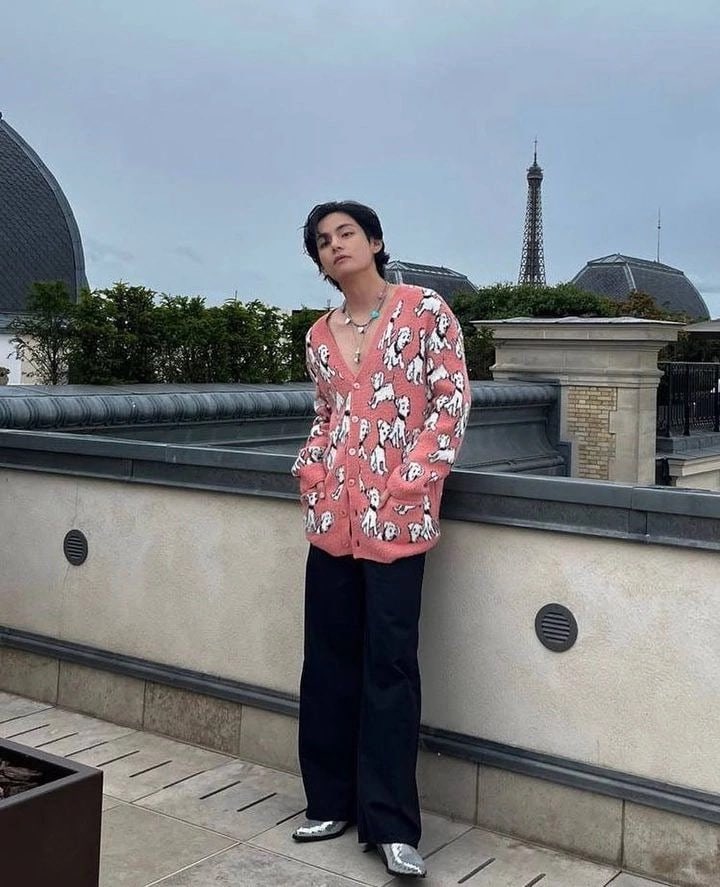 taevml's tweet photo. @deetoileent ⠀⠀ 
⠀⠀ ⠀ ⠀ ⠀  kim taehyung • v
⠀⠀ ⠀⠀  30 dec. 1995 • 26 y.o 
⠀⠀ ⠀⠀    south korea • daegu
⠀⠀ ⠀⠀ ⠀⠀   ⠀group: bts 
⠀⠀ ⠀⠀ ⠀ ⠀⠀ ⠀vocalist 
⠀⠀ ⠀ ⠀⠀ ⠀ ⠀⠀ ⠀ ⠀⠀ ⠀ https://t.co/dYWoao1dj6