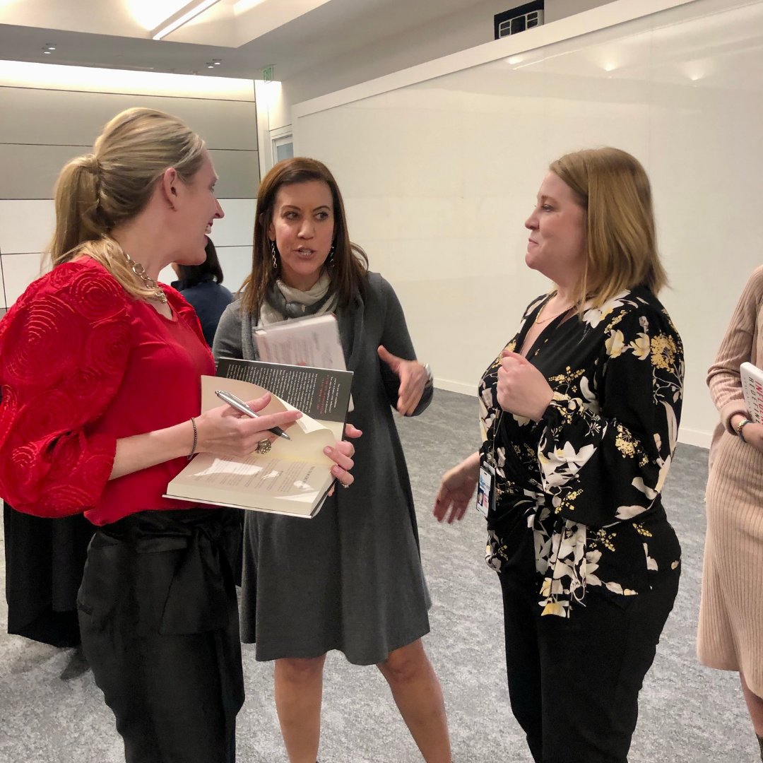StaceyHankeInc's tweet photo. After every book signing, I’m always humbled and honored!

Check out Influence Redefined: Be the Leader You Were Meant to Be, Monday to Monday® on my site here: https://t.co/LE2GJrUAvb 

#LeadershipExpert #BehindtheScenes #bts #BookSigning #CommunicationCoach #Coaching https://t.co/0nVxf9hNR2