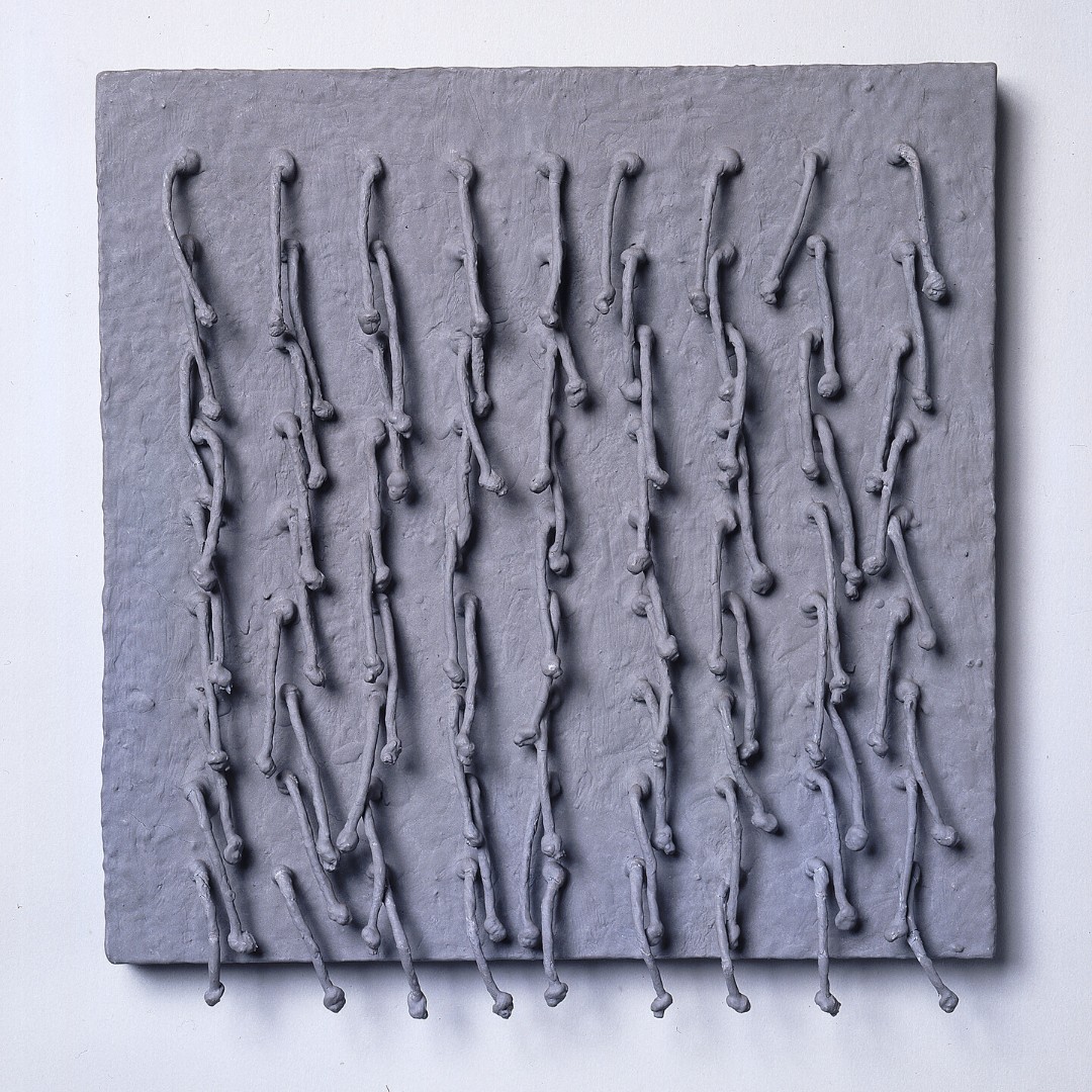 WomenInTheArts's tweet photo. Happy birthday, #EvaHesse! Her innovative art practice made her one of the most influential artists after the #AbstractExpressionists.
Learn more ➞ https://t.co/KDQvCnRNMU
🖼️ Credit: Eva Hesse, “Study for Sculpture,” 1967; ©The Estate of Eva Hesse, Hauser & Wirth Zürich London https://t.co/y6shwZyEy6