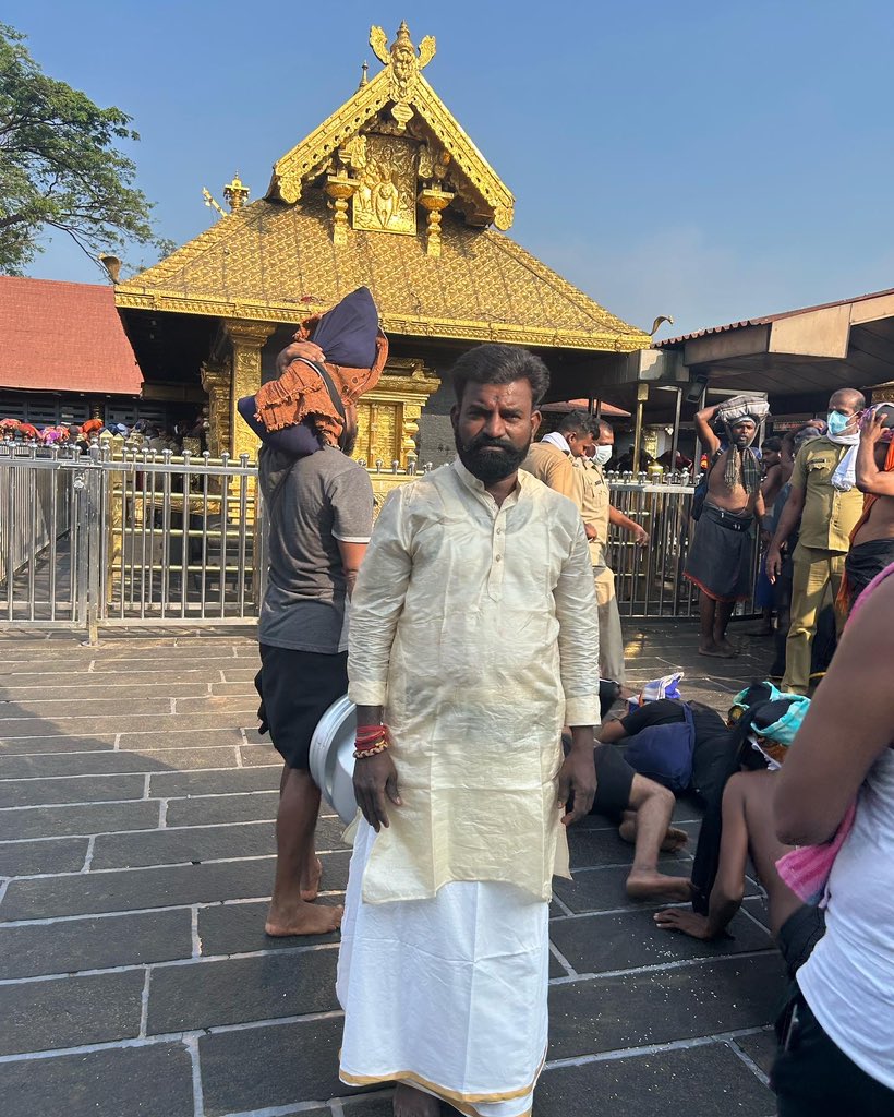 GuturuAmbedkar1's tweet image. Successfully completed #Sri Ayyappa swamy Darshanam 2k23🙏🙏

#swamysaranamayyappa #ayyappadevotional