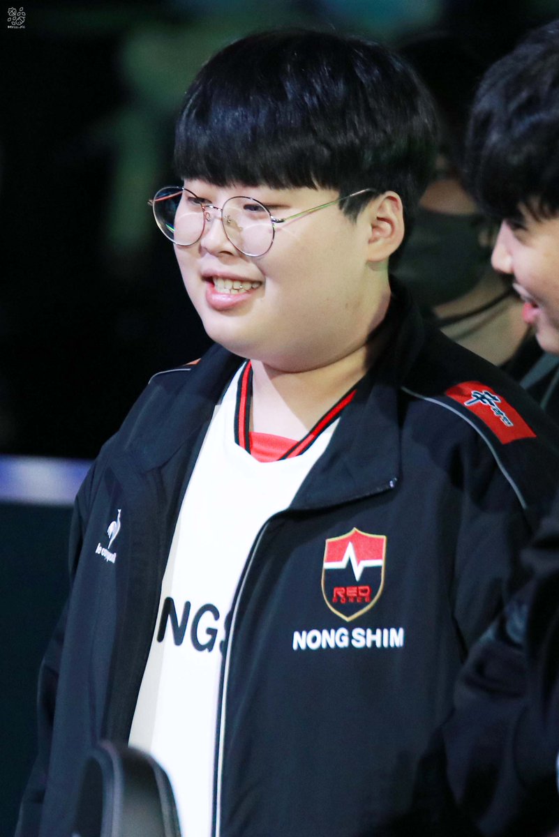 Berzz_pic's tweet photo. 230110 2023 LCK 킥오프 #TeamDeft #Peter #피터 #정윤수 https://t.co/o9zb4CRbjf