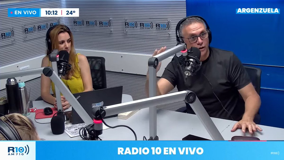 Radio10's tweet photo. 👉 #Argenzuela |  🗣🎙 YAAA estamos hasta las 14 horas con @maurofederico y equipo ✨💥

📲 https://t.co/ir13n1z8sN - El Sonido de la Realidad https://t.co/tvnoGWZCY6