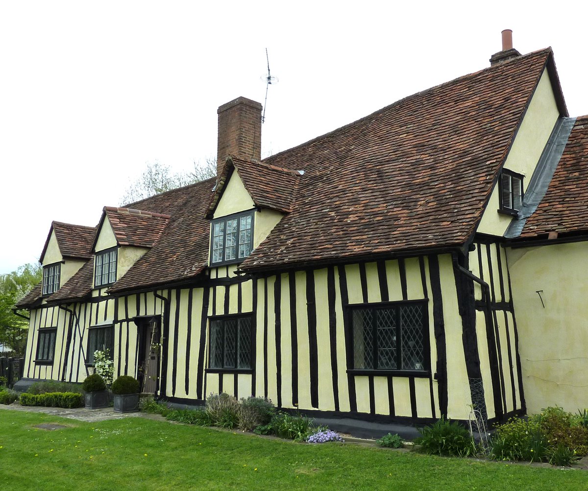 Are you researching, or writing about, aspects of vernacular buildings? The VAG offers research and publication grants - find out more at vag.org.uk/grants.htm. Deadline of 28 February each year for research grant applications; no deadline for publication grant applications.