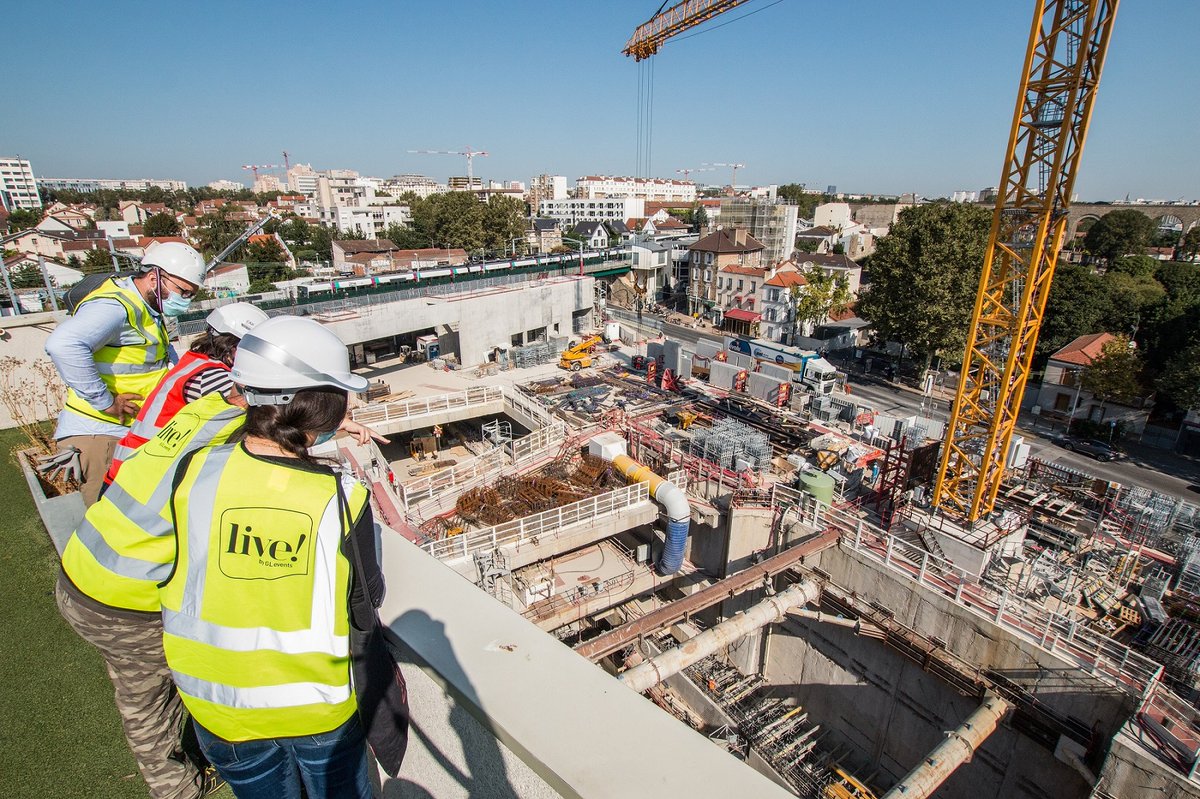 Le retard de l'accélération de la construction du réseau metropolitain du #GrandParis subira-t-elle une hausse budgétaire ? Avec une nécessité de finir le #projet pour les #JOParis24 le budget des travaux augmentent déjà de 26 milliards à 35 milliards💶
#PSTCSup3EVClass @JegouzoJ