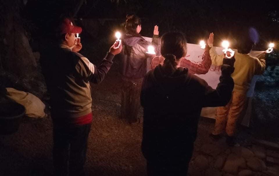 KYITHAR95368969's tweet photo. The main strike from #Kalay Twp, #Sagaing , regularly staged a night protest of 704-day to oppose the #MilitaryDictatorship without a day off.

#HelpMyanmarIDPs                      
#2023Jan11Coup                                        
#WhatsHappeningInMyanmar https://t.co/7nNjY2p26s