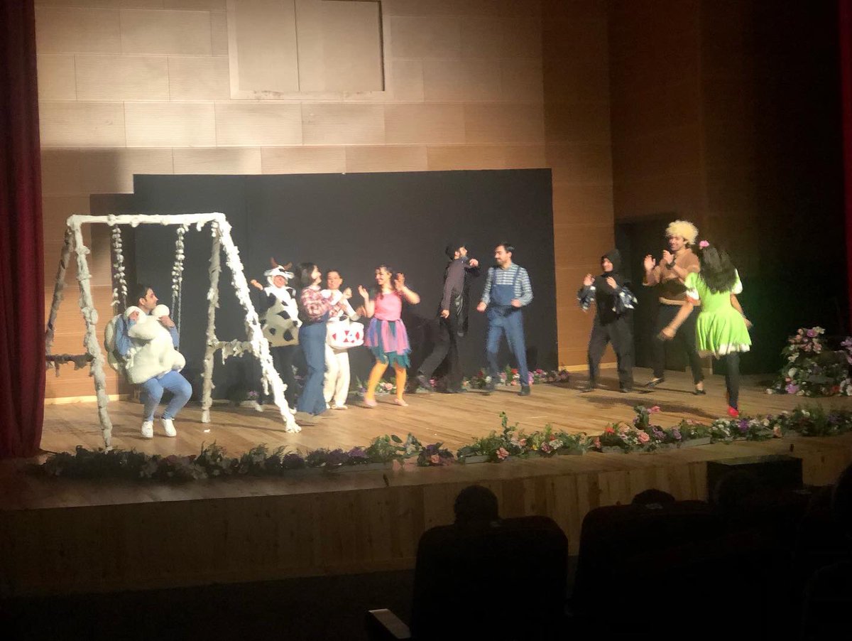 11 Ocak 2023 tarihinde okulumuz öğrencileri Edirne Belediyesi Atatürk Kültür Merkezi’nde “Gül Güzeli” isimli tiyatro oyununu izlediler.