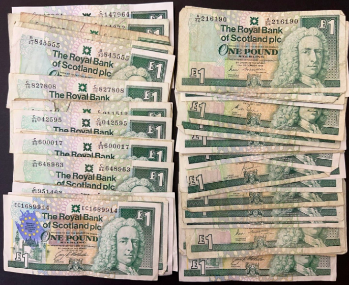Check out what we have going live on our Auction this evening, 45 Scottish Bank of Scotland 1 Pound notes.
#scottishbanknotes #scottish1pound #bankofscotland #papermoney #worldpapermoney #moneymoney #currency