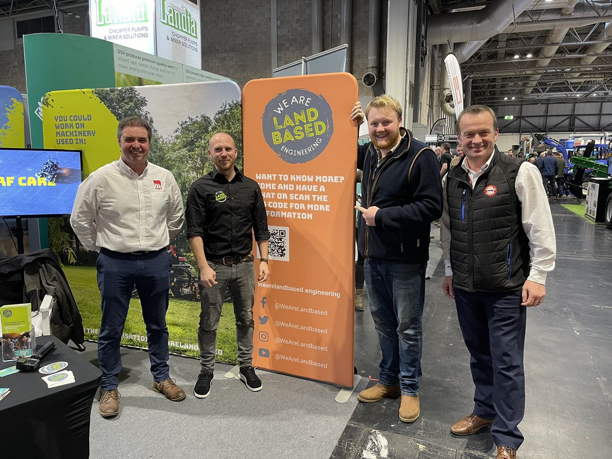 BAGMA_tweets's tweet photo. Famous visitor to the @WeAreLandbased stand @lammashow. Thanks @KalebFarm for popping by #KalebCooper #landbasedengineering #wearelandbased #LAMMA #LAMMA2023 #agriculture #agri https://t.co/rFWvkSNhsw