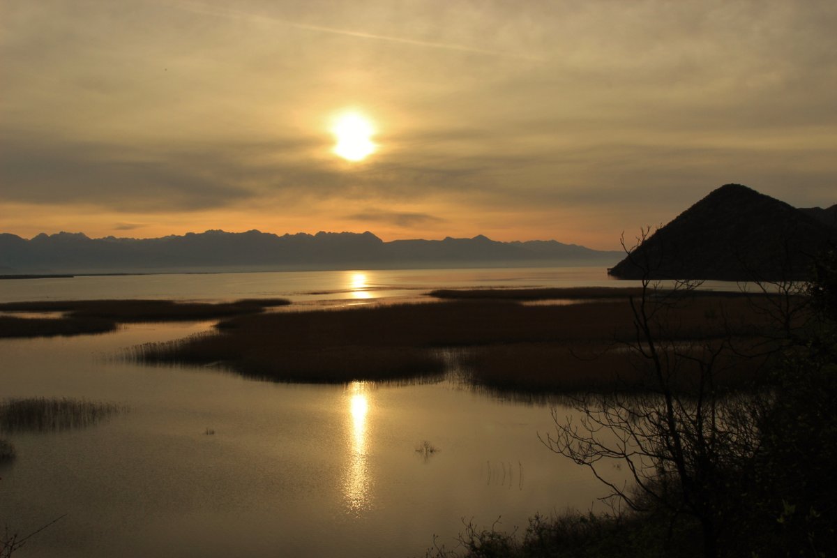 .@natgeotraveluk has kicked off #2023 the right way, with a big feature on #Montenegro starting at gorgeous #LakeSkadar. Thanks to writer <a href="/TravelBarrell/">Sarah Barrell</a> for doing this lesser-known gem justice. Top tip - stay a week! Photos by me nationalgeographic.co.uk/travel/2023/01… #travel #adventure #natgeo
