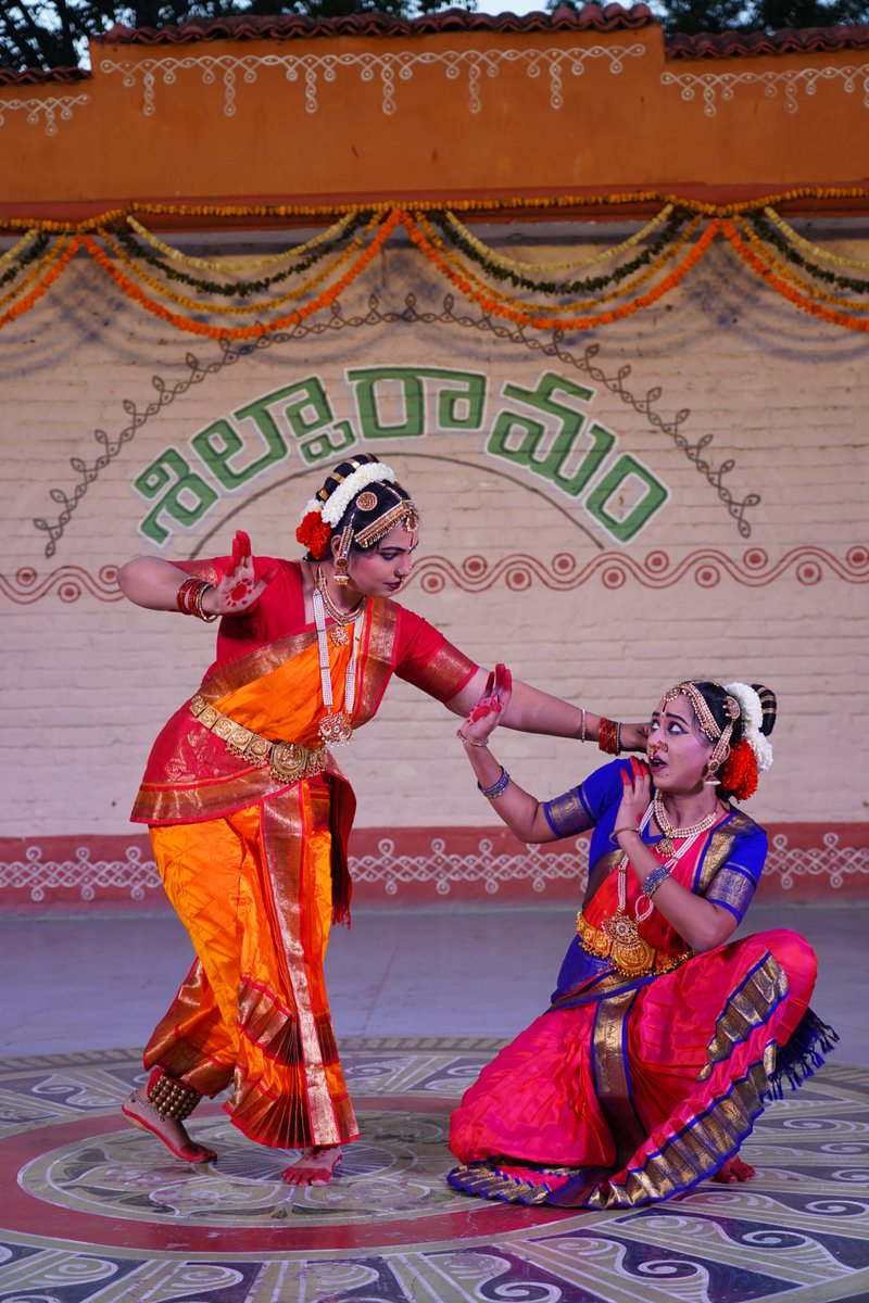 Kuchipudi Performance by the STudents of Smt. Melacheru Kameshwari Garu, Sathyam Dance Academy