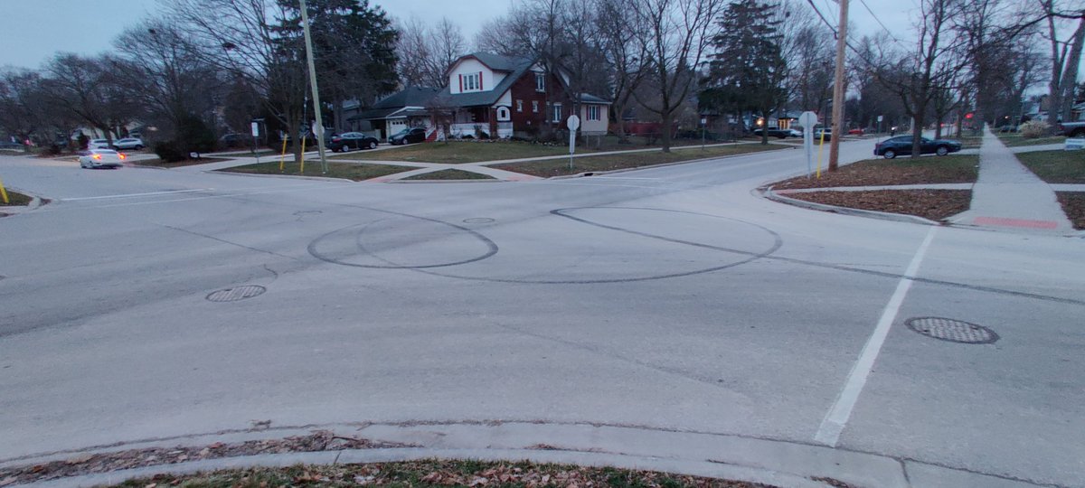 I seriously hope these asshats got busted for stunt driving. At least twice I woke from them at 3am and 5am. 

I have no issue with permanent traffic calming measures <a href="/CityofLdnOnt/">City of London</a>

@davidja521 <a href="/lpsmediaoffice/">London Police Service ON</a>