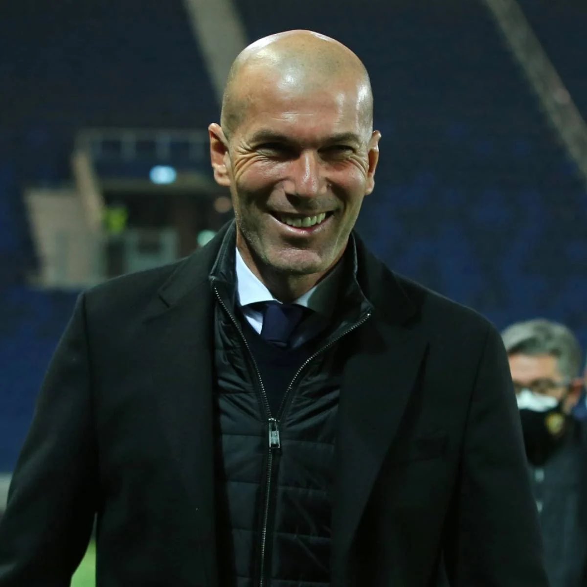 TFoot__'s tweet photo. Sans dire un seul mot, Zinedine Zidane a réussi faire partir la mauvaise personne qu’est Noël Le Graet de la tête de la FFF.

L’homme le plus influent de notre pays se nomme Zizou ❤️ https://t.co/DHcu2i2ErG