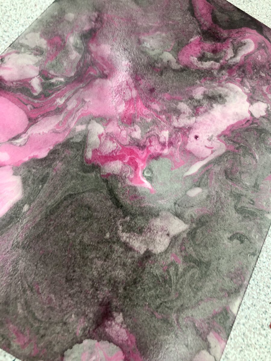 KGS_Art's tweet image. Marbling madness in today’s Art Club!
@KGS1561 #marbling
