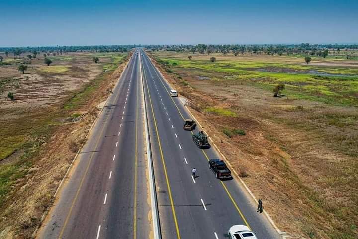 kapital929's tweet photo. #Pictoral: Loko-Oweto Bridge linking Benue and Nasarawa States.
Credit: Ahmed Tijjani Ramalan https://t.co/usXkGRSTLV