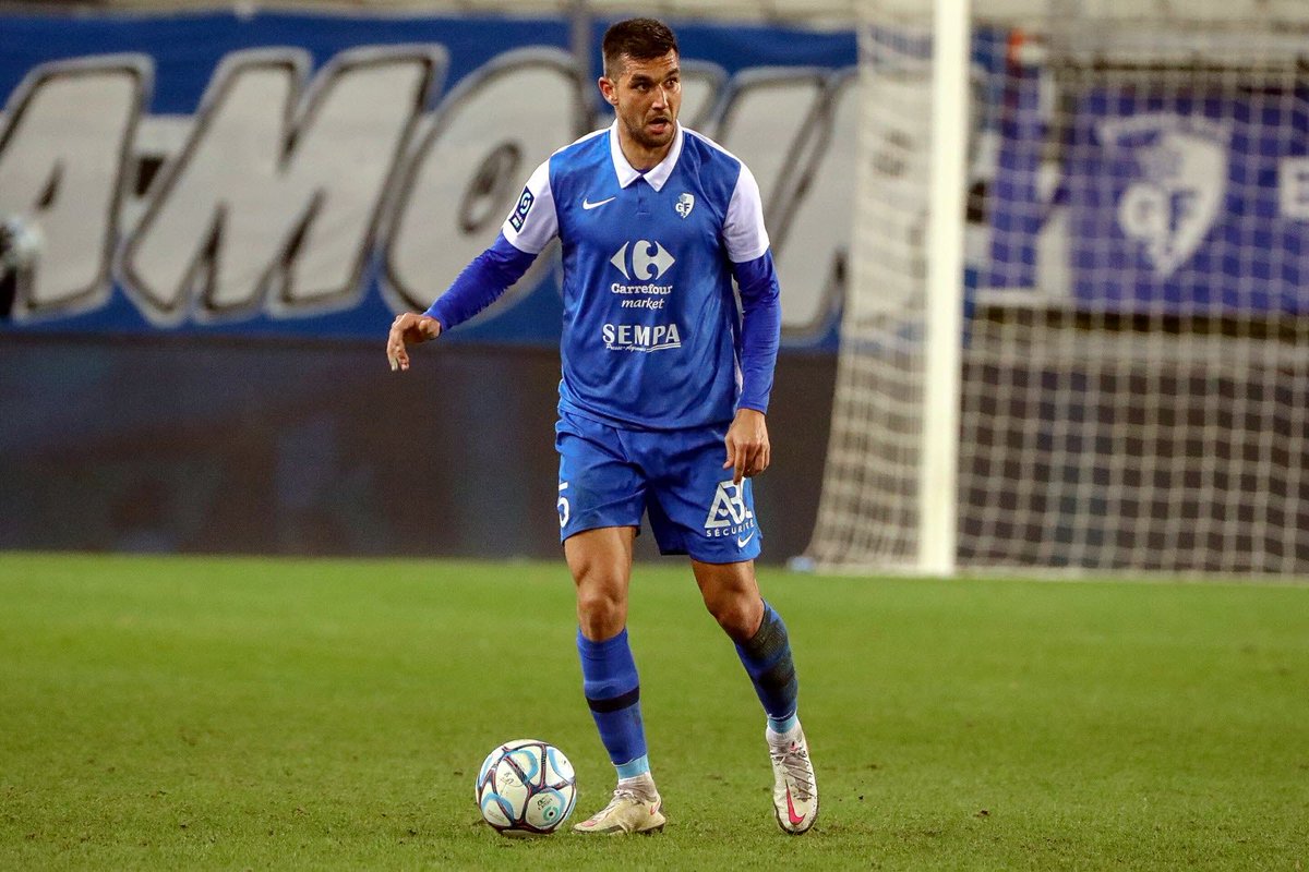SystemFoot's tweet photo. [#Mercato🔄] #SaintÉtienne devrait bientôt annoncer l’arrivée d’Adrien #Monfray en provenance de #Grenoble !

(@footmercato) https://t.co/gLgbTFAh3d