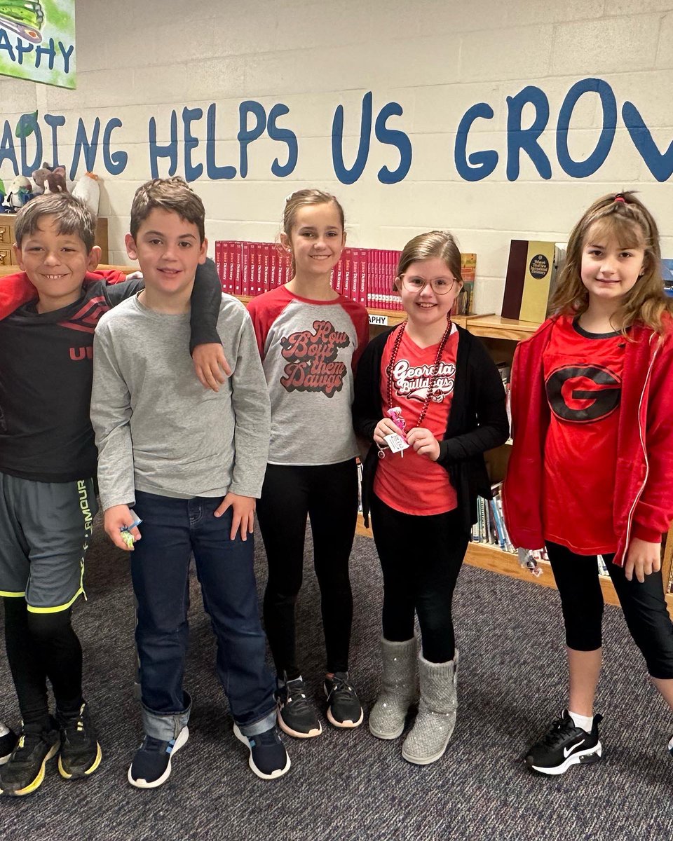 CFESMediaCenter's tweet photo. Congratulations to all the amazing Mustang Readers that completed their Winter BINGO over the break. You really BLEW us away! #cfesmediacenter #cfesmustangs https://t.co/JrU15rqXX9