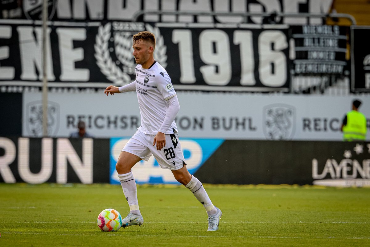 SV_Sandhausen's tweet photo. Der SV Sandhausen und Tom #Trybull haben mit sofortiger Wirkung den bestehenden Vertrag aufgelöst. Danke für deinen Einsatz und alles Gute für die Zukunft! 🙏 

Hier geht's zur Meldung ➡️ https://t.co/D581iEk92f

#SVS1916 #WirEchtAnders 📸 SVS/Eibner https://t.co/bvKTJ5NYHR