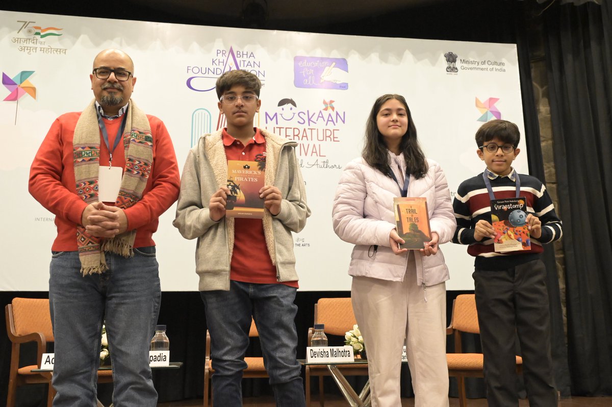 HyperglotLitmag's tweet photo. #MuskaanLiteratureFestival organised by @FoundationPK 
Aviraj Singhvi, Sampriti Agarwal and Sia Gupta in conversation with @KiranManral.
Ayaan Kapadia, Devisha Malhotra and Kahaan Keyur Patelvadodaria  in conversation with @aditmubayi.
@ignca_delhi 
@sahityaakademi 
#hyperglot https://t.co/FwLtQqNE0i