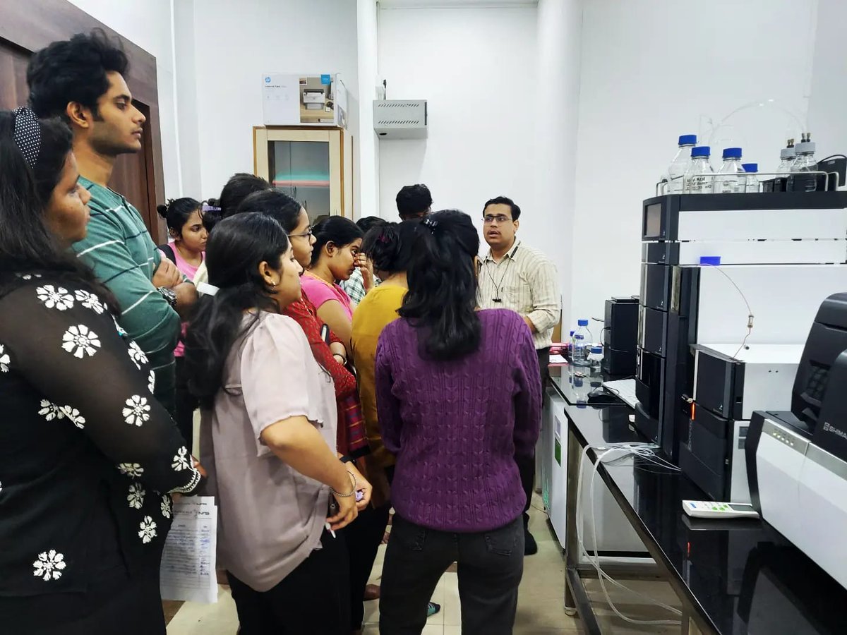 NFB_india's tweet photo. LCMS 8060NX Training sessions
Glimpses of LC-MS/MS demo conducted by NFB for https://t.co/jZEylCyUUL. Part 2 Bioanalytical Students at our Institute. 
Wish to get a demo session on the same⁉️
We also offer Industry Oriented Trainings ✨️
Write to us info@nfbindia.in ‼️ https://t.co/2zCEC7LqnP