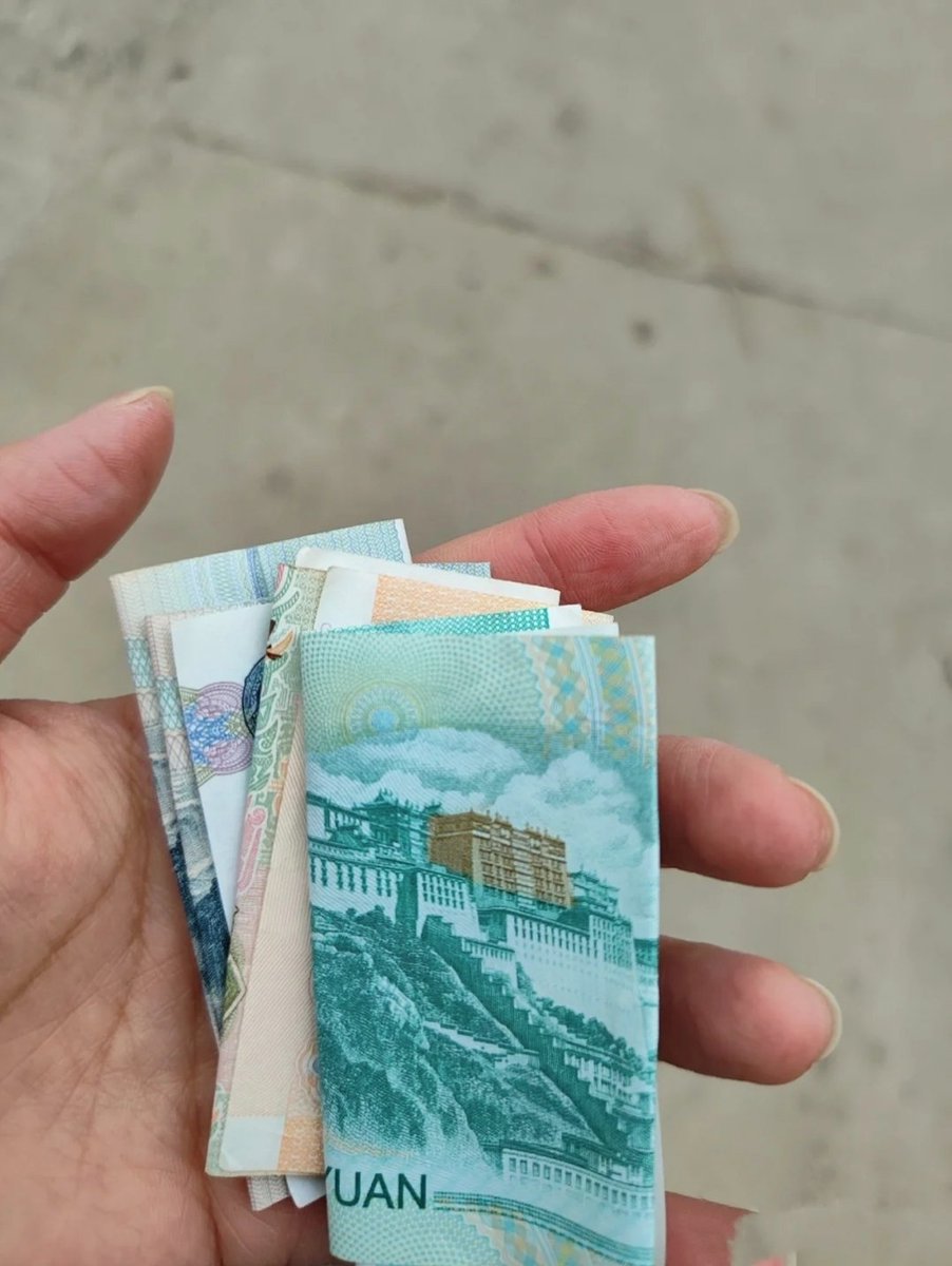 guwei45335569's tweet photo. 当一个人开始用现金开了说明了什么？ https://t.co/IulRWYoUN2