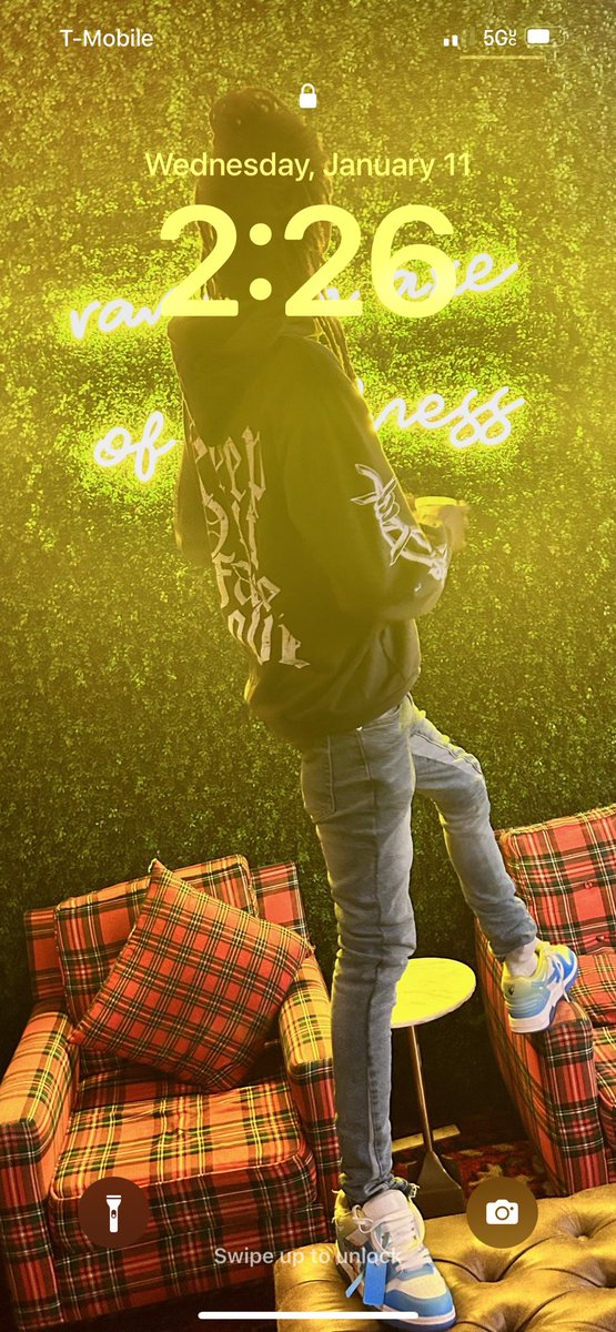 CallnShotsQuaa's tweet photo. Stack It Thru Da Roof 💰 #LLSaevo https://t.co/a0lPQa5zuO