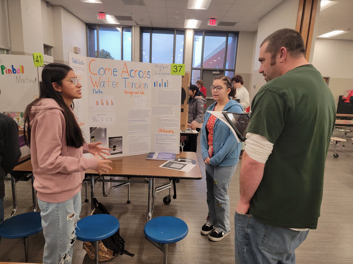 OPS_BryanMiddle's tweet photo. The Bryan Middle School Science Fair is starting! Students in 8th grade have spent time diving into the scientific process. #BMSBearPride https://t.co/7lwGzHsHNK