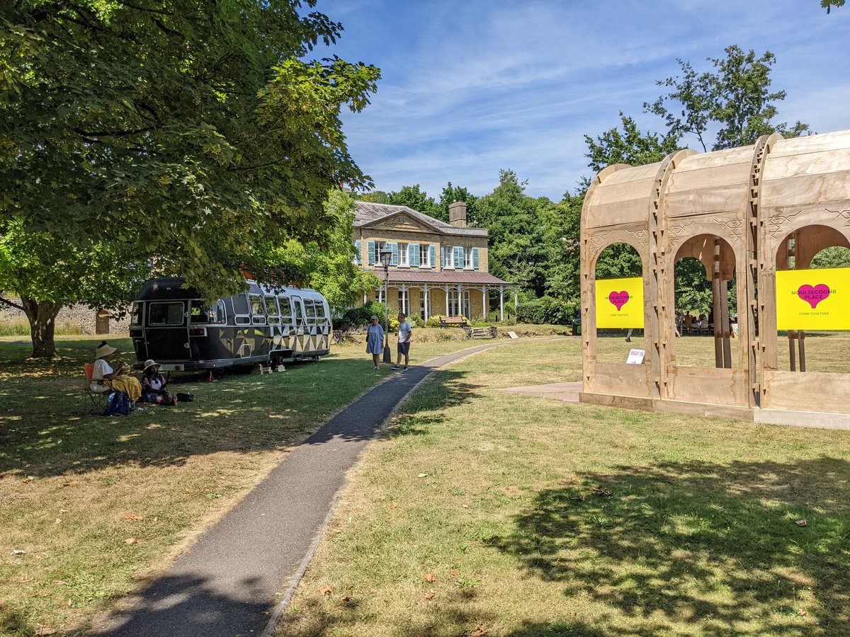 MoulsecoombPlace tweet media