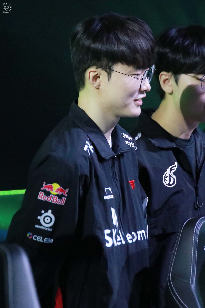 Berzz_pic's tweet photo. 230110 2023 LCK 킥오프 #TeamFaker #Faker #페이커 #이상혁 https://t.co/DGZ09E8eeq