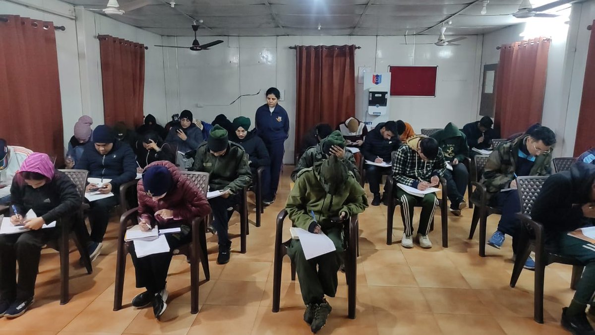 NCCDteJKL's tweet photo. #NCC #SSBCoaching A SSB Coaching programme for 30 NCC Cadets of Jammu Kashmir and Ladakh Dte is being conducted at Nagrota  where both Senior Division and Senior Wing cadets are being coached for clearing SSB selection @OfficeOfLGJandK @HQ_DG_NCC @NorthernComd_IA
@prodefencejammu https://t.co/kLK5JjEIV6