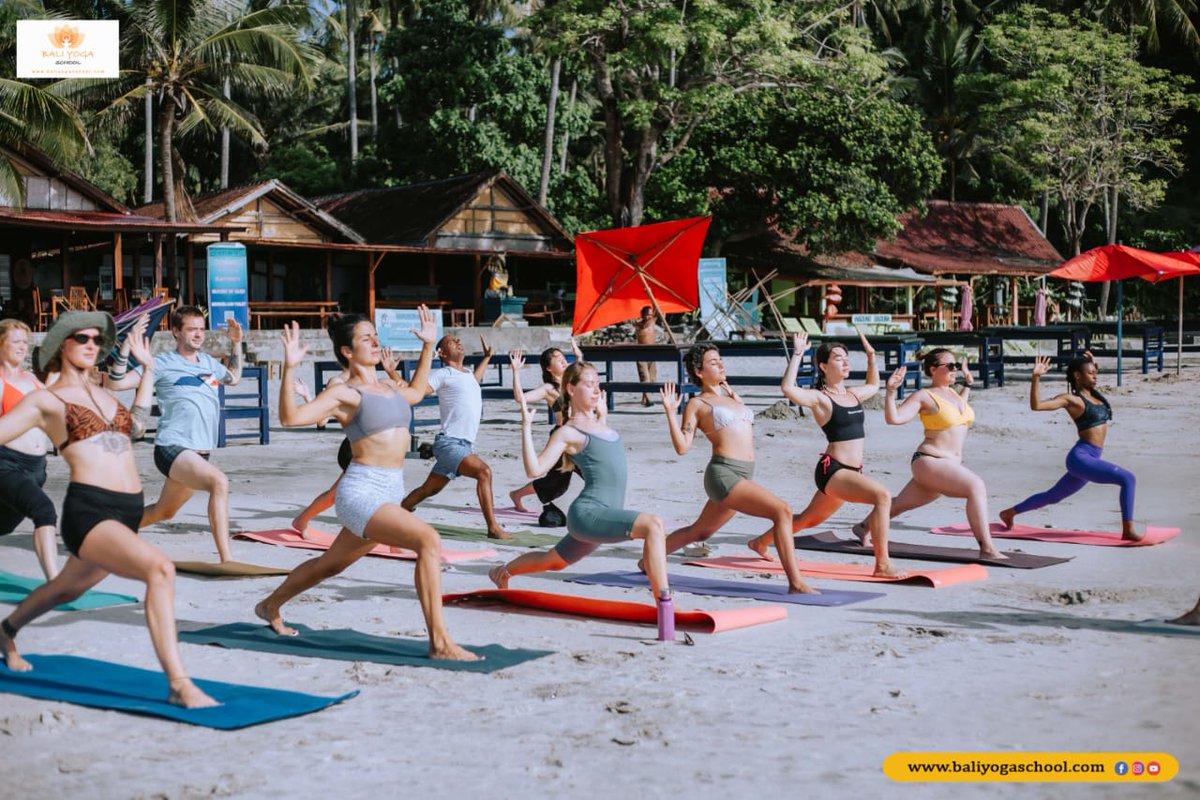 🌟Morning Hatha Vinyasa flow Practice on the beach in Bali🌟

Practicing yoga helps provide a foundation and tools for building good habits, such as discipline, self-inquiry, and non-attachment.💫

#yoga #yogaposes #asanas #vinyasayoga #outdoorclass