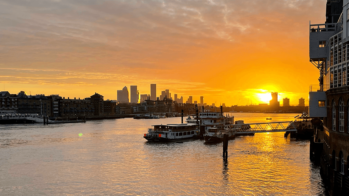 LondonPortAuth's tweet photo. #ThamesVision2050
Delivering the #ThamesVision demands short, medium and long term actions. We're regularly capturing the goals in our dynamic and evolving action plan, and will update it to reflect progress β‘οΈ https://t.co/hIk6iXmAhG #PortofLondon https://t.co/VsjaKkrjbS