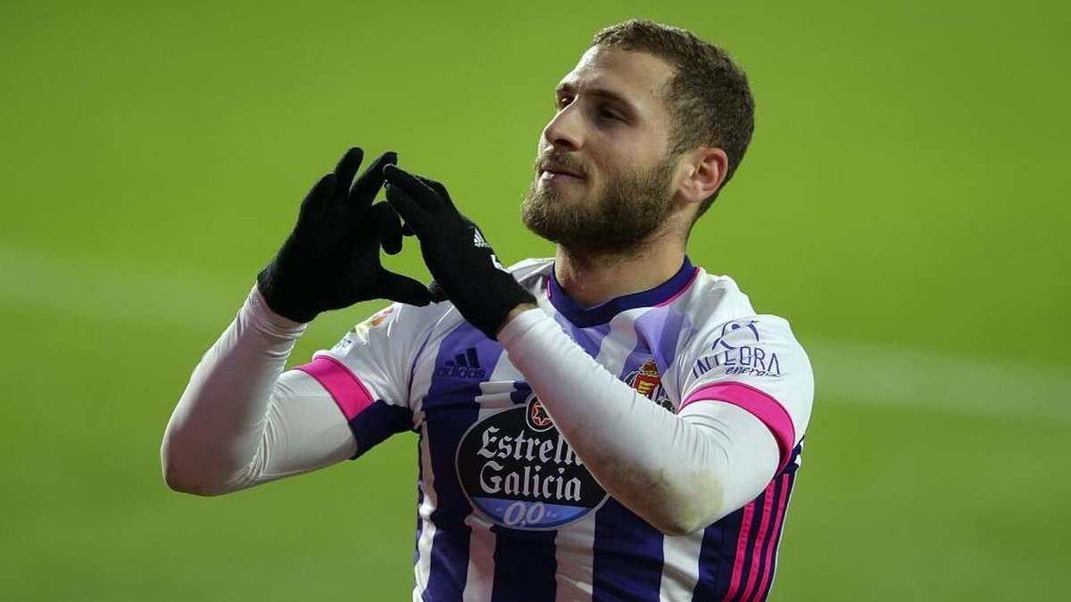futboldeplata_'s tweet photo. ⚽ El Granada se interesa en el delantero del Valladolid Weissmann.

El delantero israelí no cuenta con minutos y sería una opción para el ataque nazarí.

Vía @ideal_granada https://t.co/vIQbyfoLEk